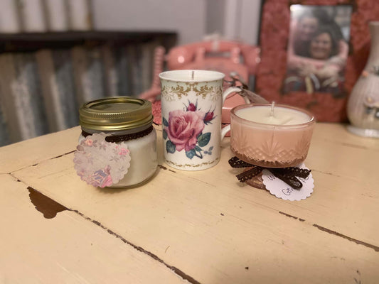 White Tea & Ginger Scented Candle